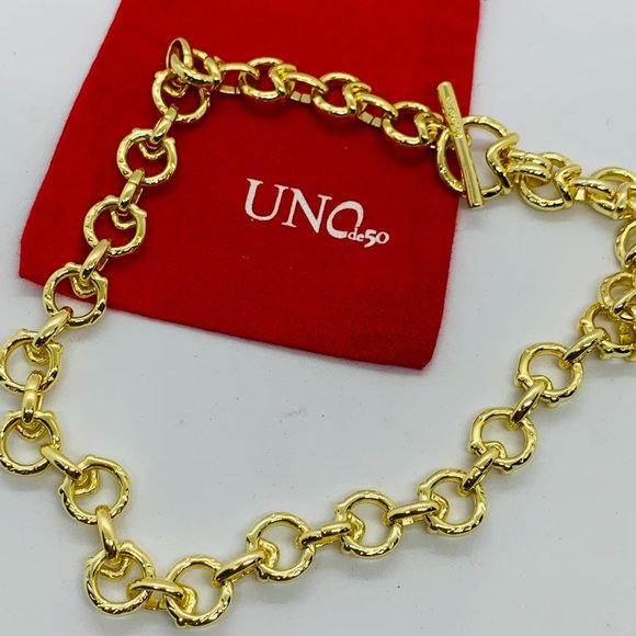 UNO de 50 GAMEOF3 NECKLACE large round anc triangular-shaped Glow Gold Necklace - Picture 7 of 7